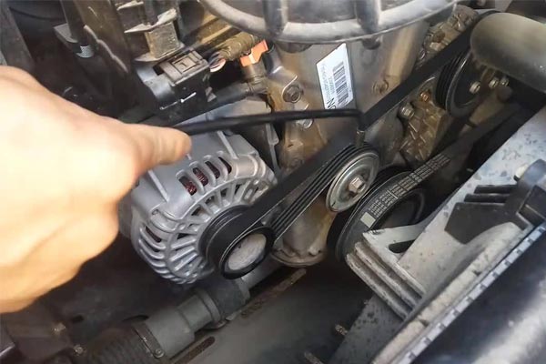 伊州转速传感器的工作原理是什么？