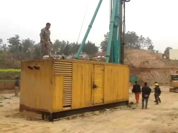 伊州如何判断水冷式机油散热器密封件是否需要更换?